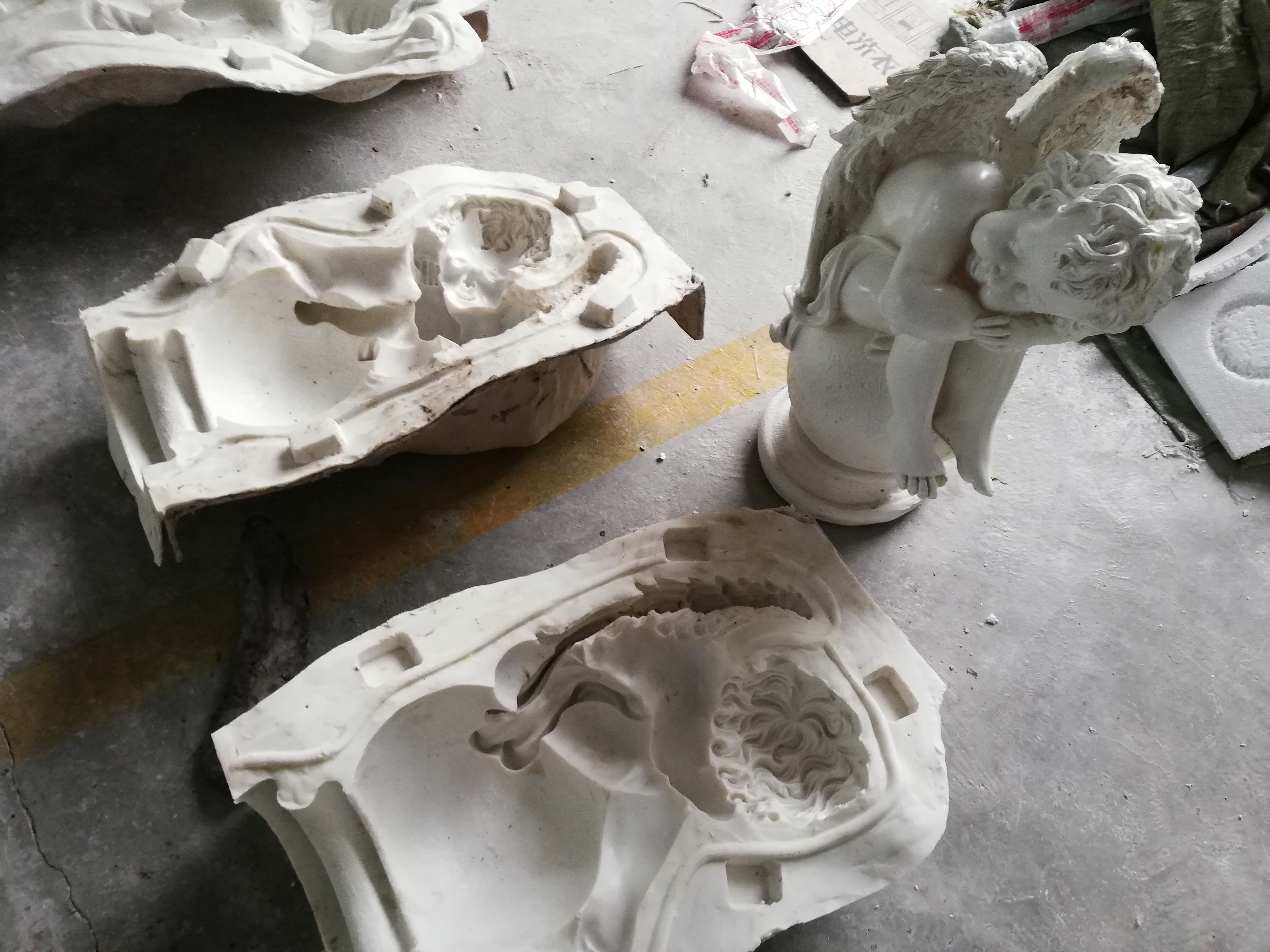 縮合型模具硅膠怎么開(kāi)分片模 ？